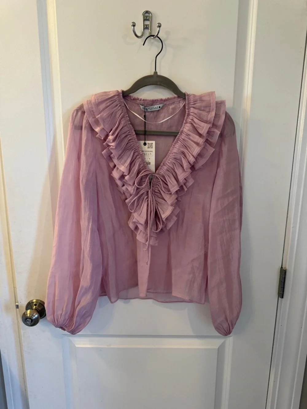 ZARA NWT, ZW Collection Ruffled Lavender Blouse, size small - Picture 2 of 3